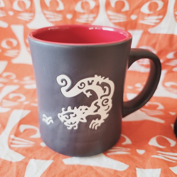 Starbucks Year of The Dragon GORGEOUS bone china 2011 Both Mugs - Picture 4 of 12